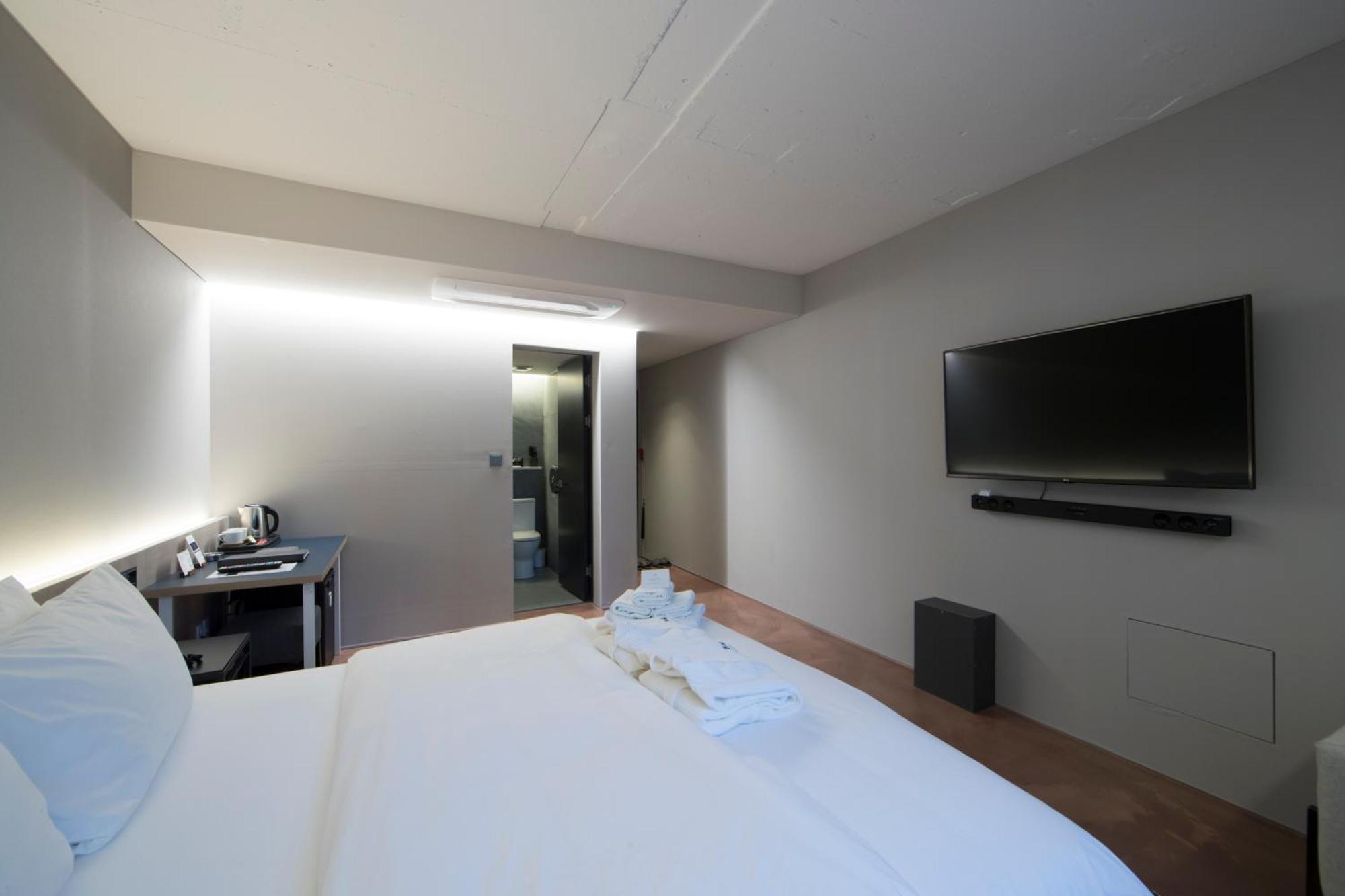UNI Hotel Seoel Buitenkant foto